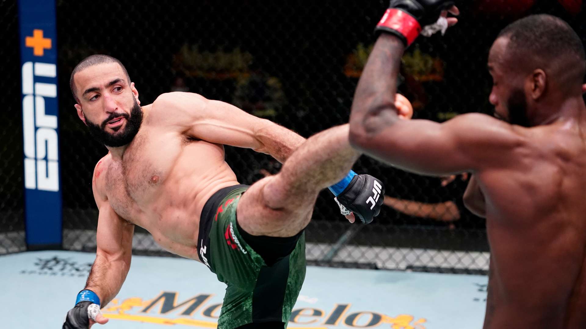 首秀被推遲？曝C羅將在歐冠賽場上迎來重回紅魔首秀.